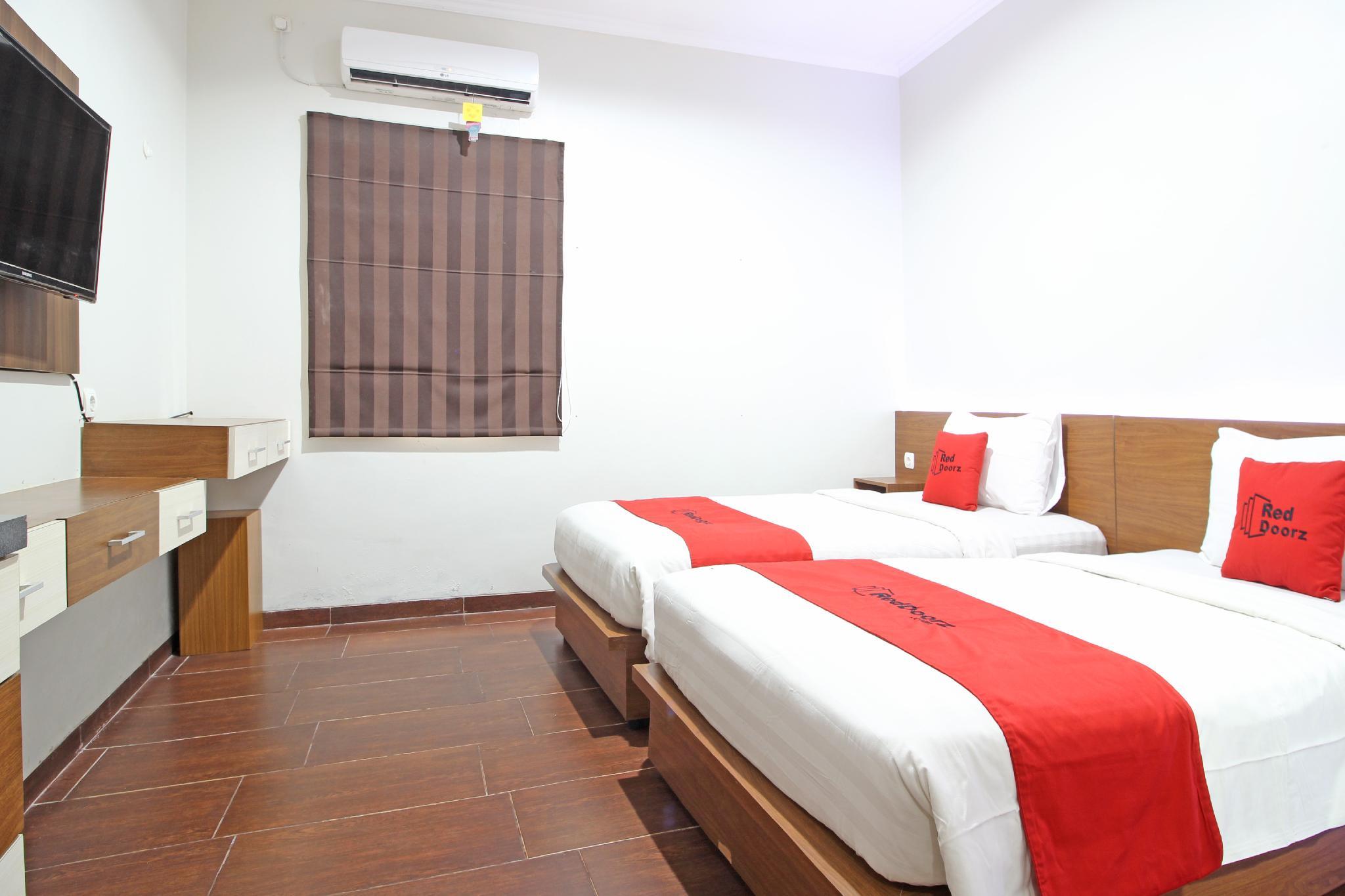 Reddoorz Near Jogja City Mall Melati Exterior photo
