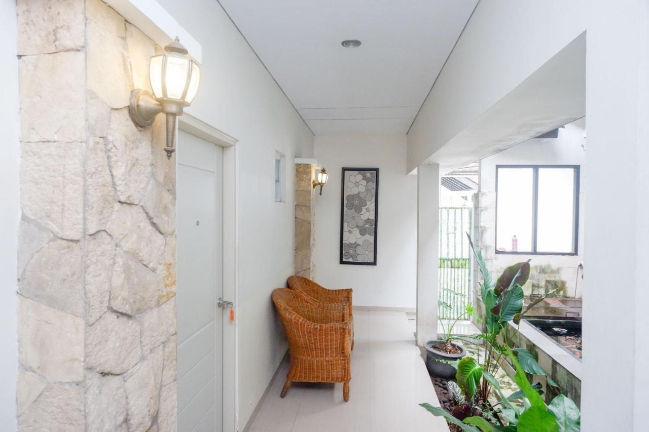 Reddoorz Near Jogja City Mall Melati Exterior photo
