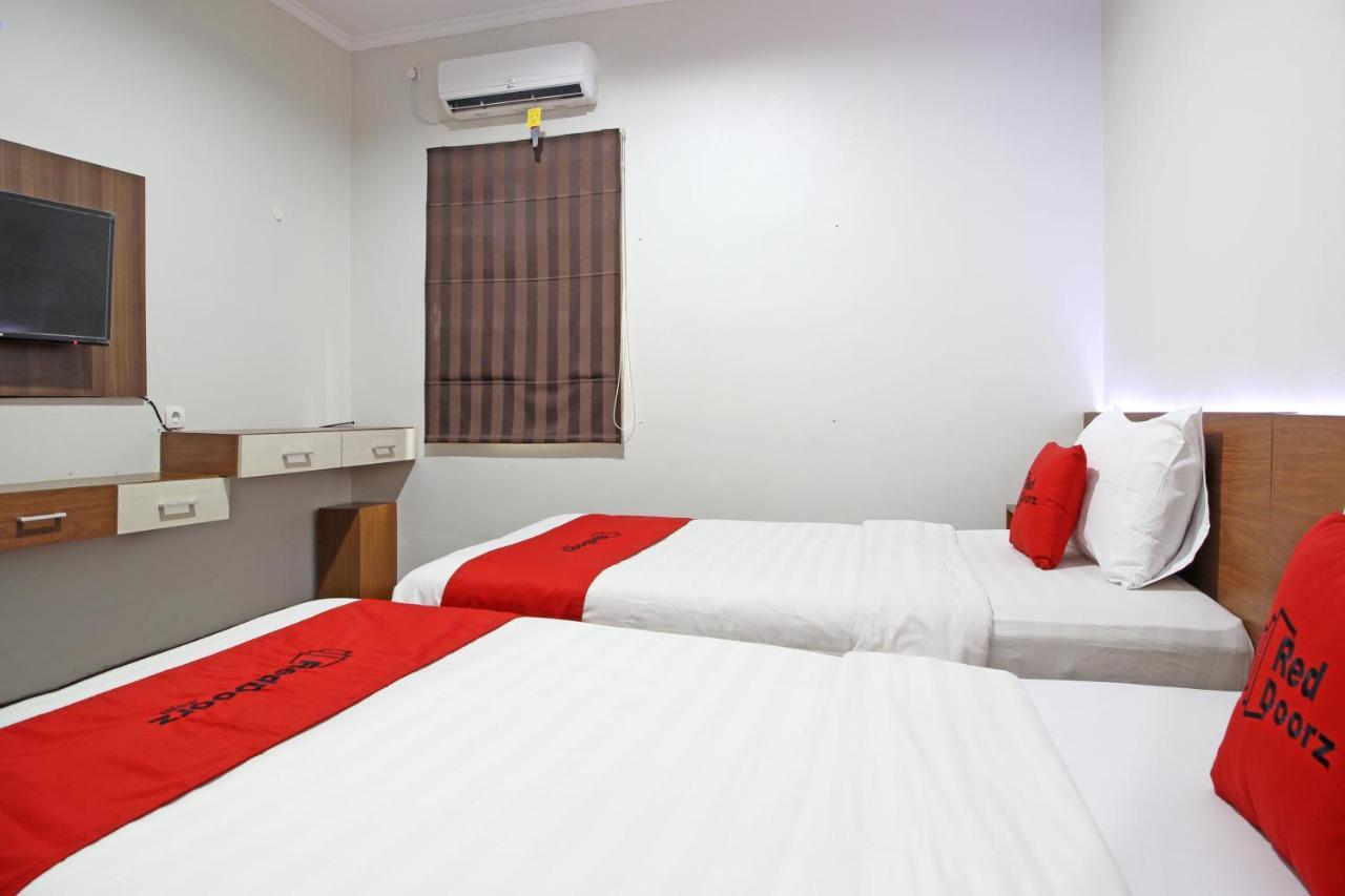 Reddoorz Near Jogja City Mall Melati Exterior photo